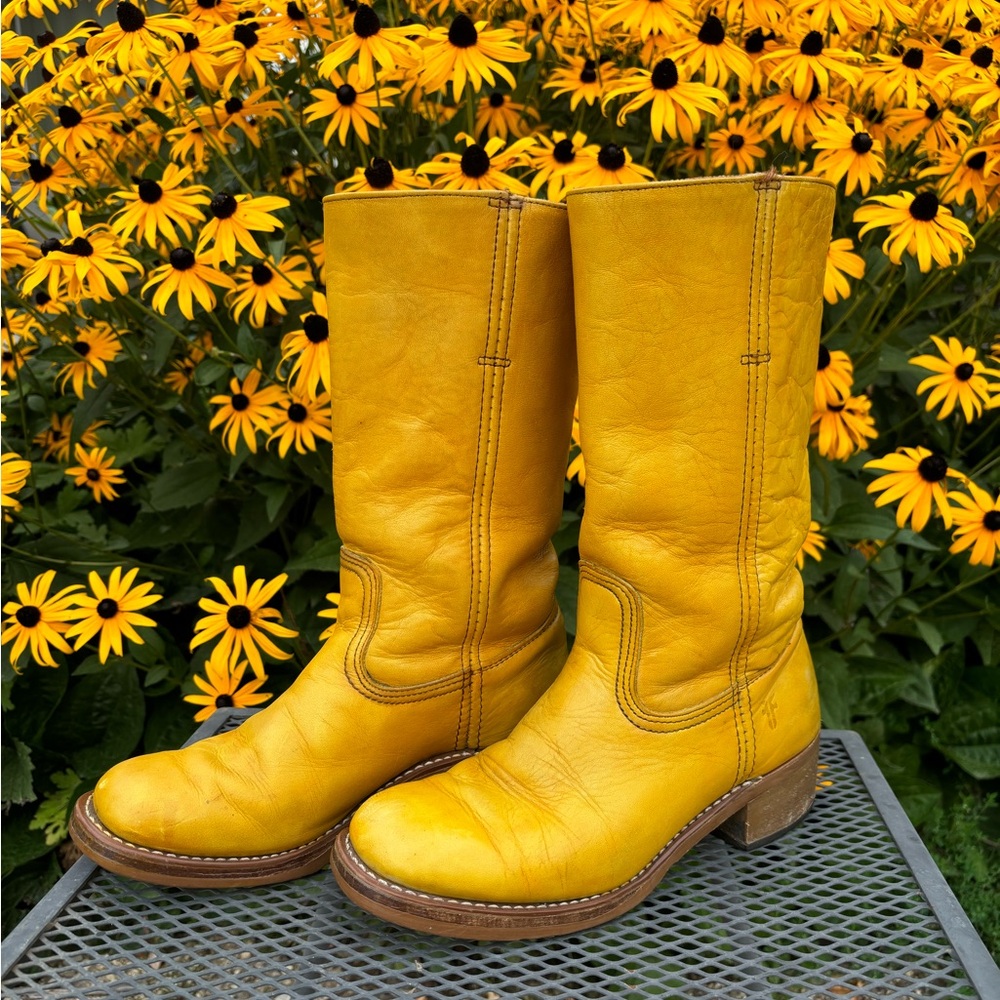Vintage banana frye campus boots (for an athletic calf!)